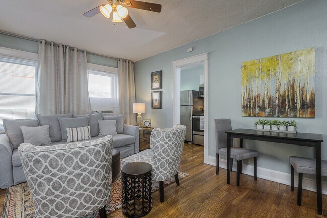 Photo - 3721 Broadway