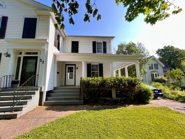 Building Photo - 52 Center St Unit Right