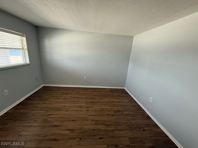 Building Photo - 3937 Broadway Unit 3