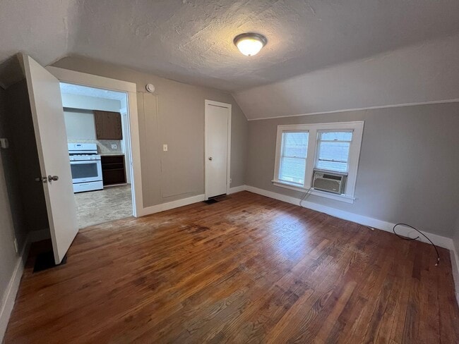 1140 Fremont Ave NW Unidad 1140 Fremont Ave NW Unit 2