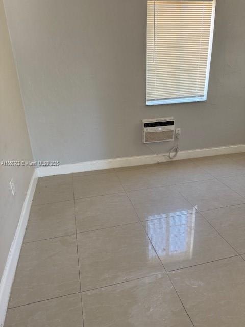 Photo - 172 NW 12th St Unidad 1