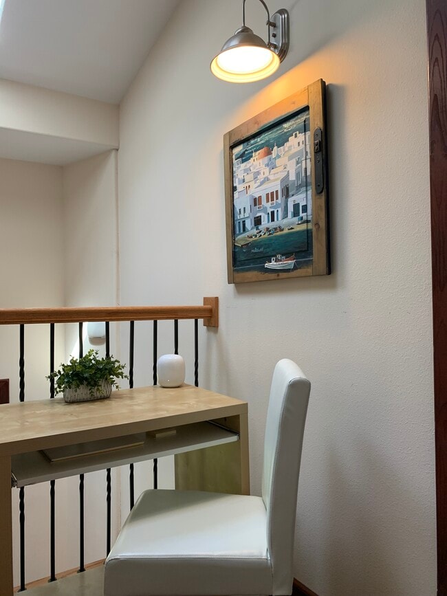 Photo - 905 Prospect Ave Unit B