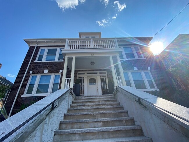 Photo - 28 Schuyler St Unit 1