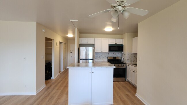 Photo - 270 Marin Blvd Unit 9G