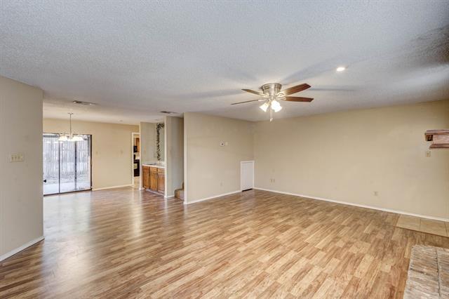 Photo - 1413 Palmnold Cir E