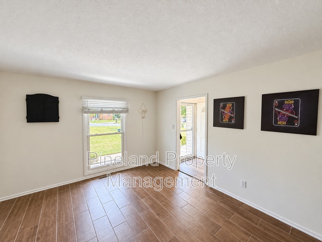 216 Haverhill Dr