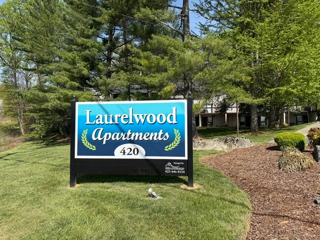 Photo - Laurelwood Apartments