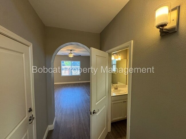 Photo - 1288 Handelin Rd