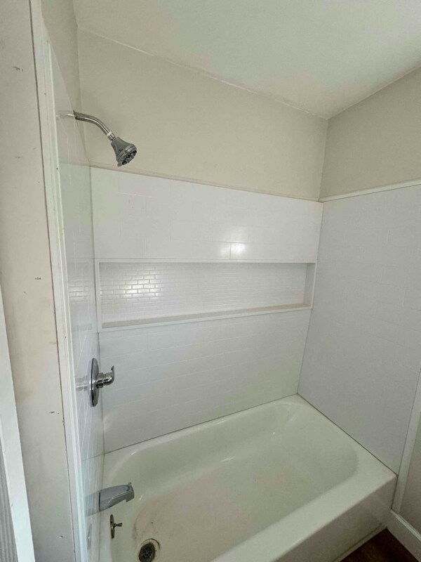 Photo - 405 N 8th St