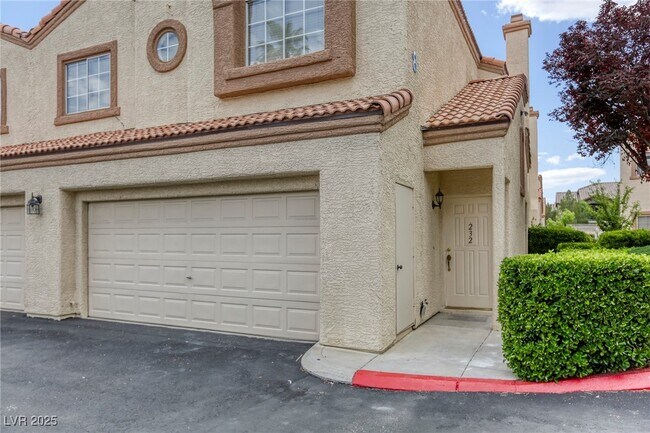 Photo - 8301 Boseck Dr Unidad 232