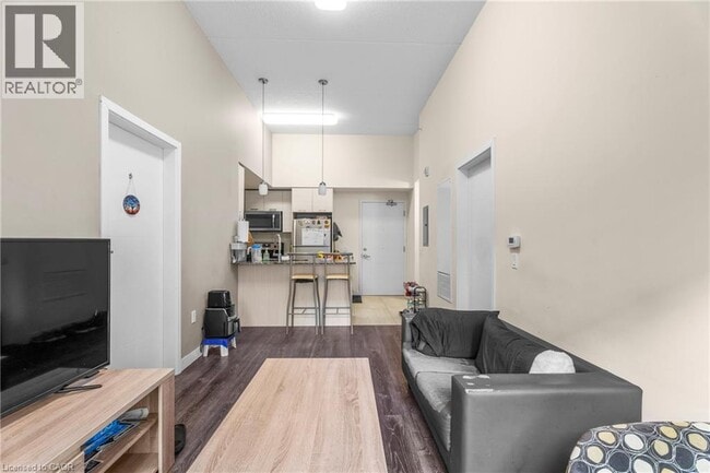 Photo - 251 Hemlock St Unité 109