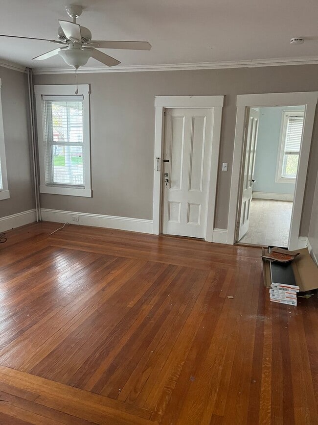 Photo - Sunny 2 Br / 1 BA Apartment in quiet area of Middleboro