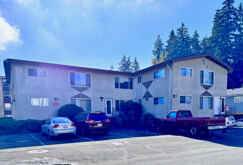 Photo - 3033 NE 140th St Apartment Unit 03
