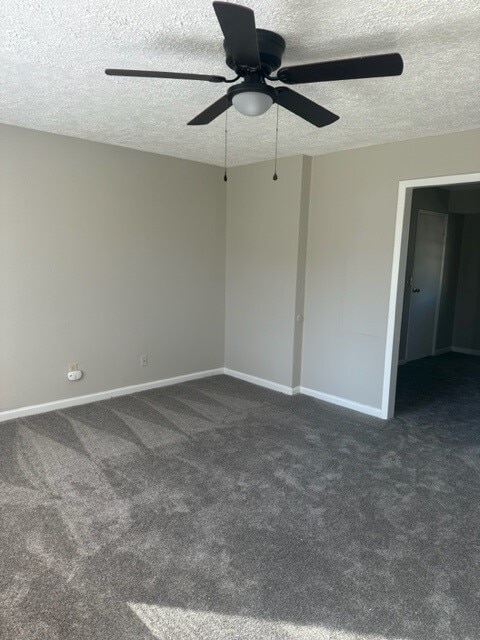 Photo - 415 Barwood Dr