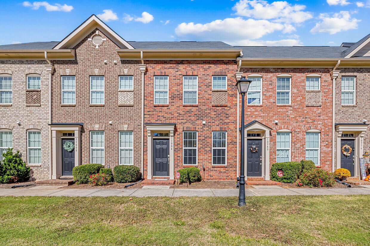Photo - 11004 Cedar Walk Lane (Charlotte, NC)