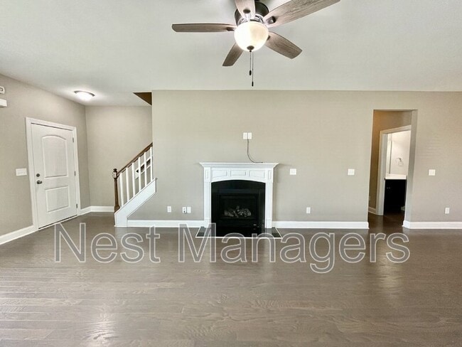 Photo - 385 Falls Creek Dr