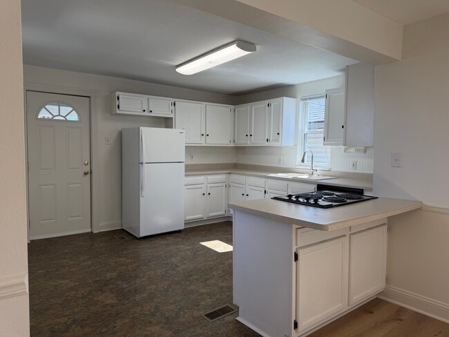 Photo - 456 Michigan Ave