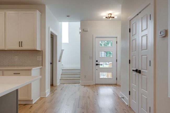 Photo - 214 Eisenhower Dr