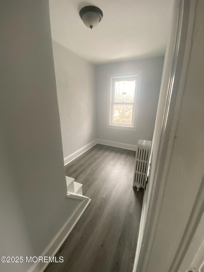 Photo - 102 St Louis Ave