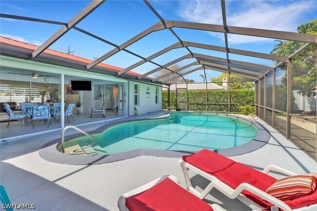 Photo - 701 N Barfield Dr