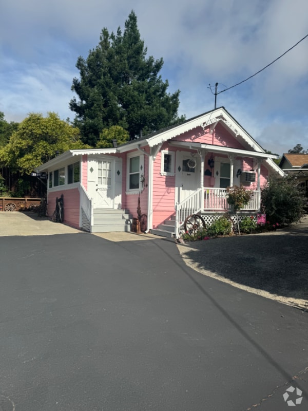 Building Photo - 205 Saranap Ave Rental