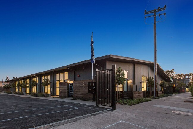 Photo - 41st Street Lofts Unidad 13