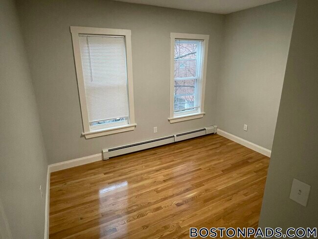 Photo - 1922 Columbus Ave Unidad 2