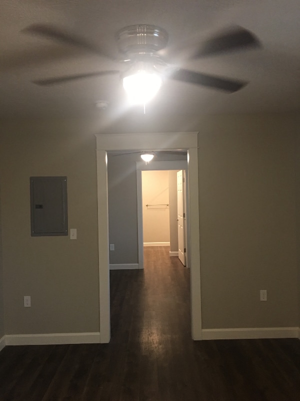 Photo - 320 E Main St