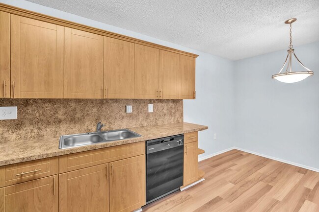 Photo - 6889 NW 173rd Dr Unit 105