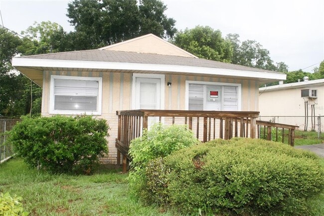 Photo - 601 Whitehurst St