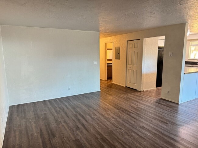 Photo - Updated 2-bedroom 1.5 bath duplex in Springfield!