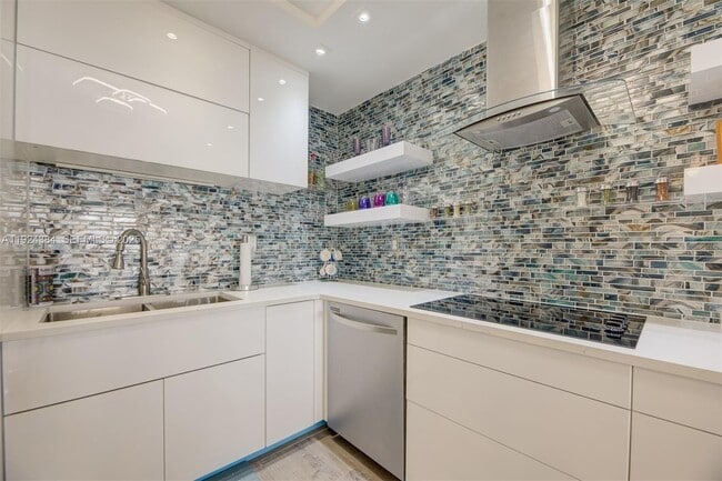 Photo - 3725 S Ocean Dr Unit 601