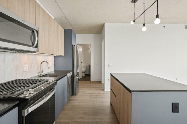 Photo - 238 W Polk St