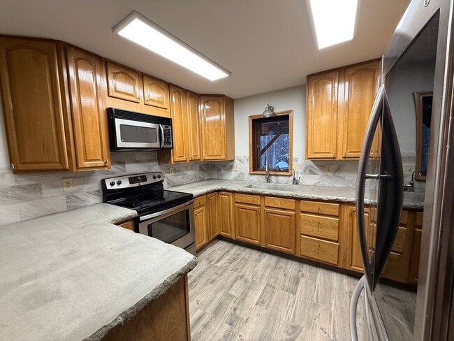 Photo - Spacious 3-Bedroom, 2-Bath Home, 2 Car Garage, Just Outside of Town – Pets Welcome!