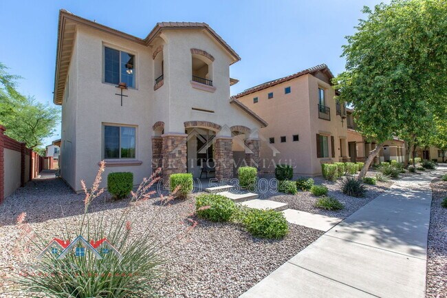 9136 W Meadow Dr