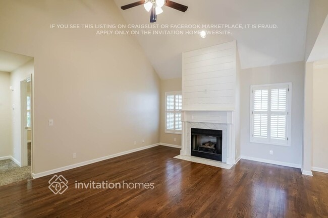 Photo - 124 Fieldstone Ln