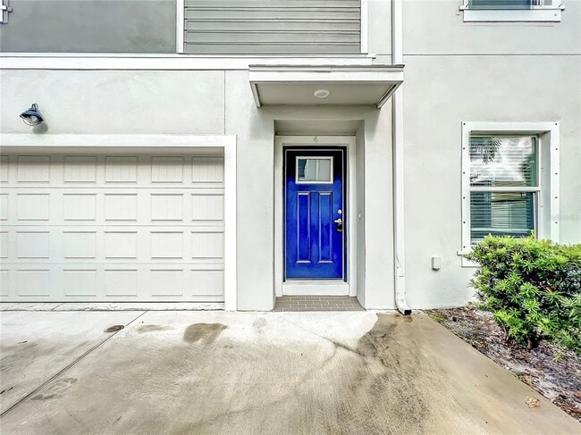 Building Photo - 3715 W Wisconsin Ave