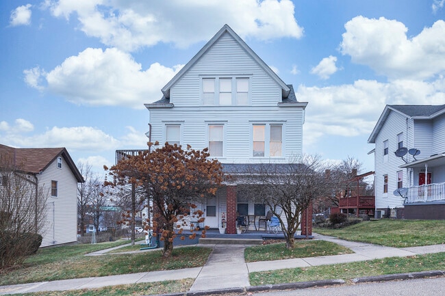 Photo - 41 Maplewood Ave