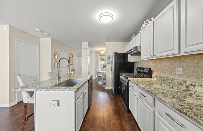 Photo - 2024 Grayhawk Dr