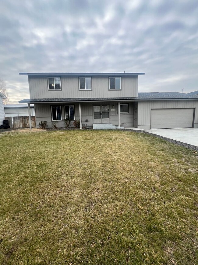 Home in West Richland - Home in West Richland