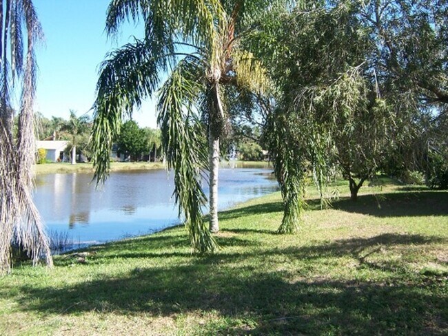 Photo - 13100 Brookshire Lake Blvd