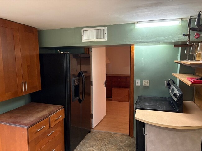 Photo - 2321 E 62nd St