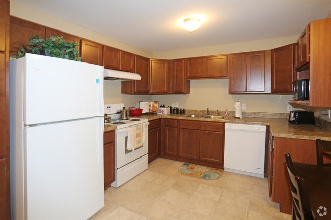 Cocina - Connect55+ Lakewood Senior Living 55+