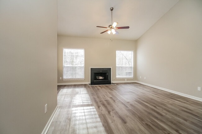 Photo - 2212 Oak Barrel Ln