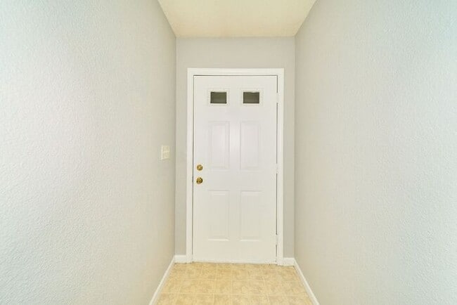 Photo - Sweet 3 Bedroom 2.5 Bath in Popular Maple Grove Estates