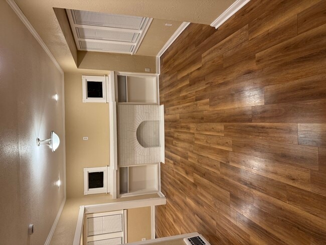 Building Photo - 3946 N 25th St Unit Lower