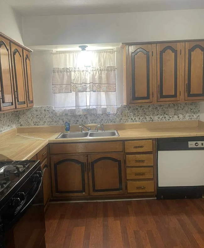 Photo - 119 Palm Oak Dr