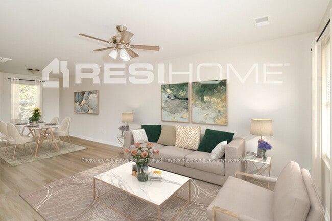 Photo - 194 Queens Cir