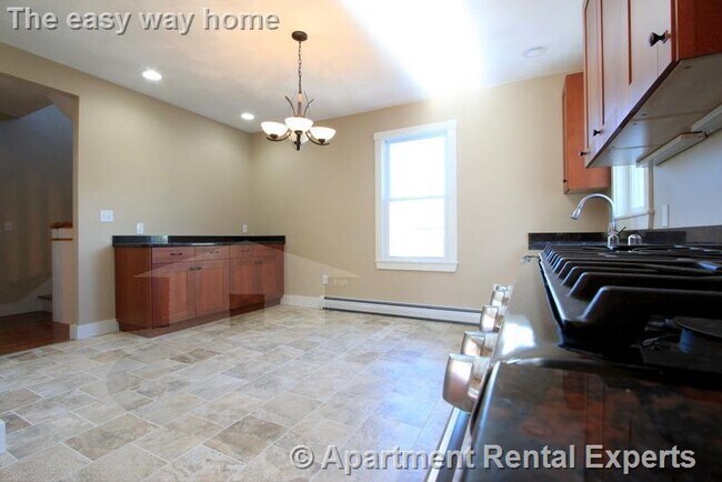 Photo - 119 Central St