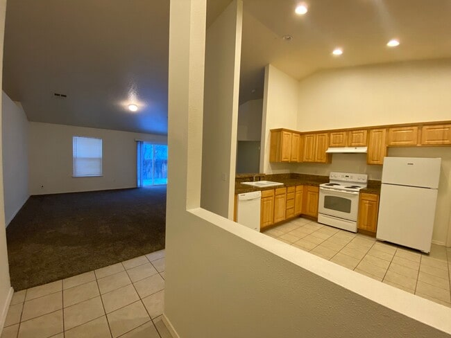 Photo - 3011 Woodbridge St